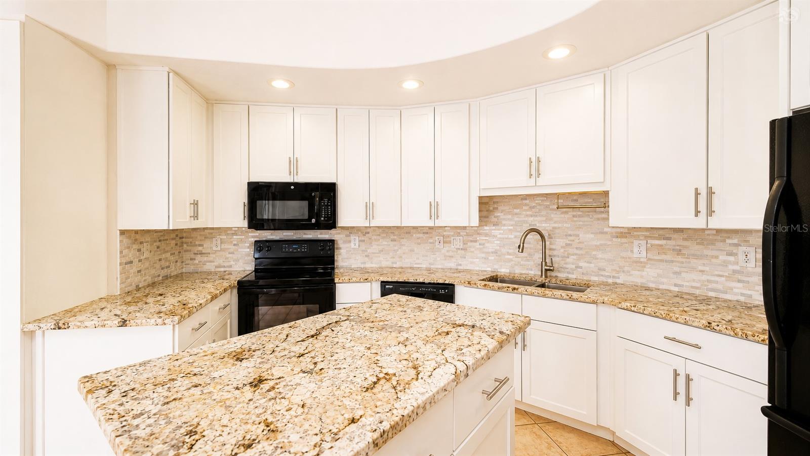 Image 11 of 43 For 357 Fairway Pointe Circle