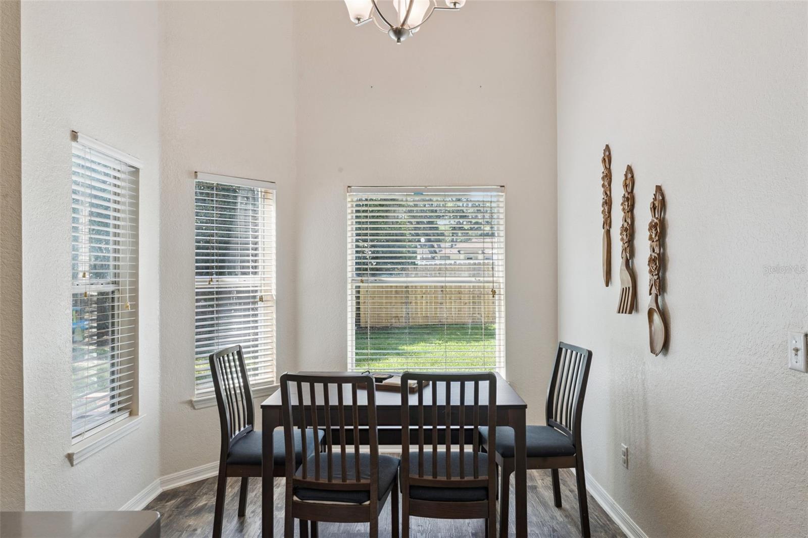 Image 12 of 34 For 1253 Brandy Lake View Circle