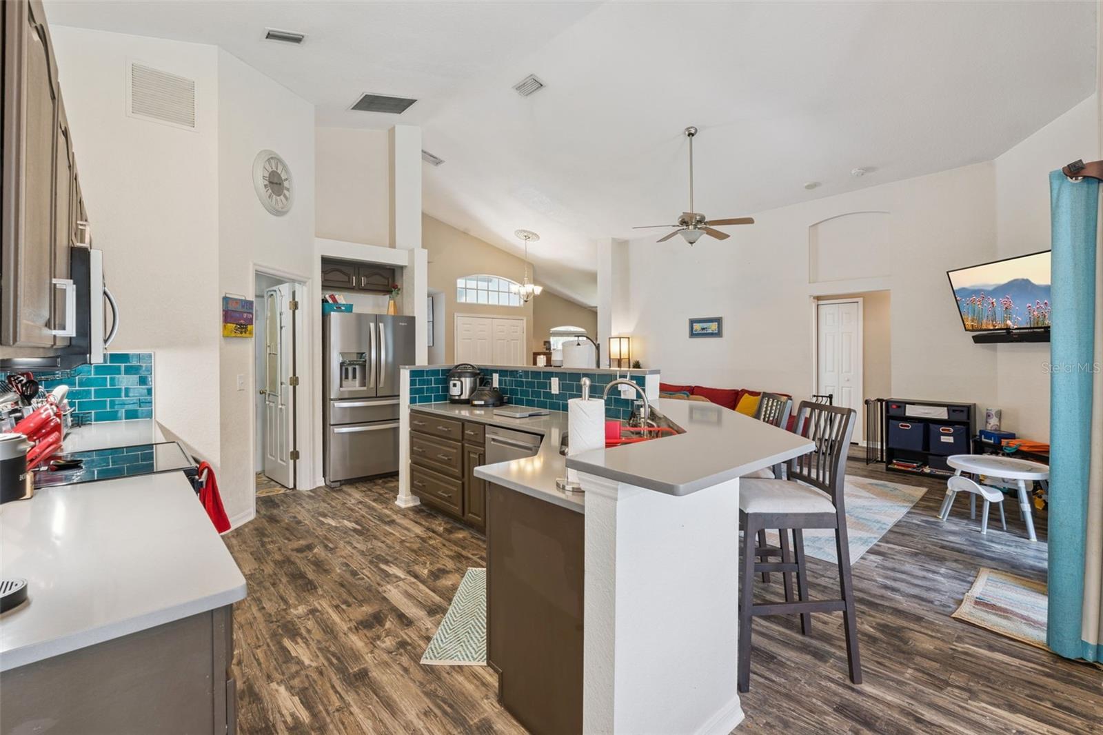 Image 15 of 34 For 1253 Brandy Lake View Circle