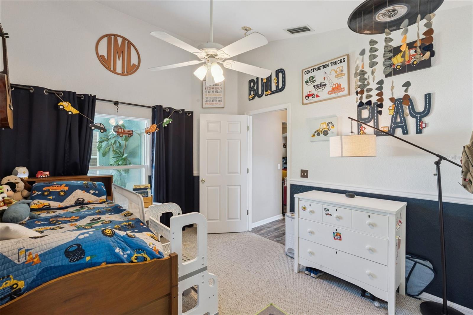 Image 23 of 34 For 1253 Brandy Lake View Circle