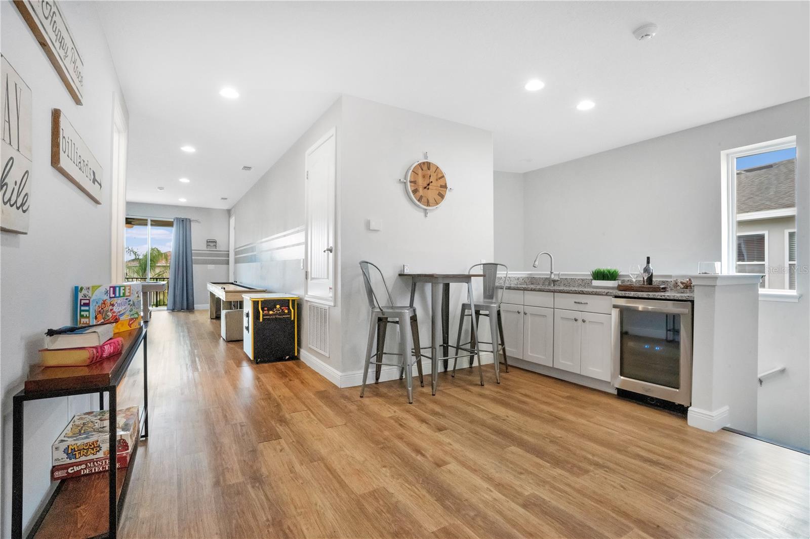 Image 34 of 82 For 7734 Graben Street