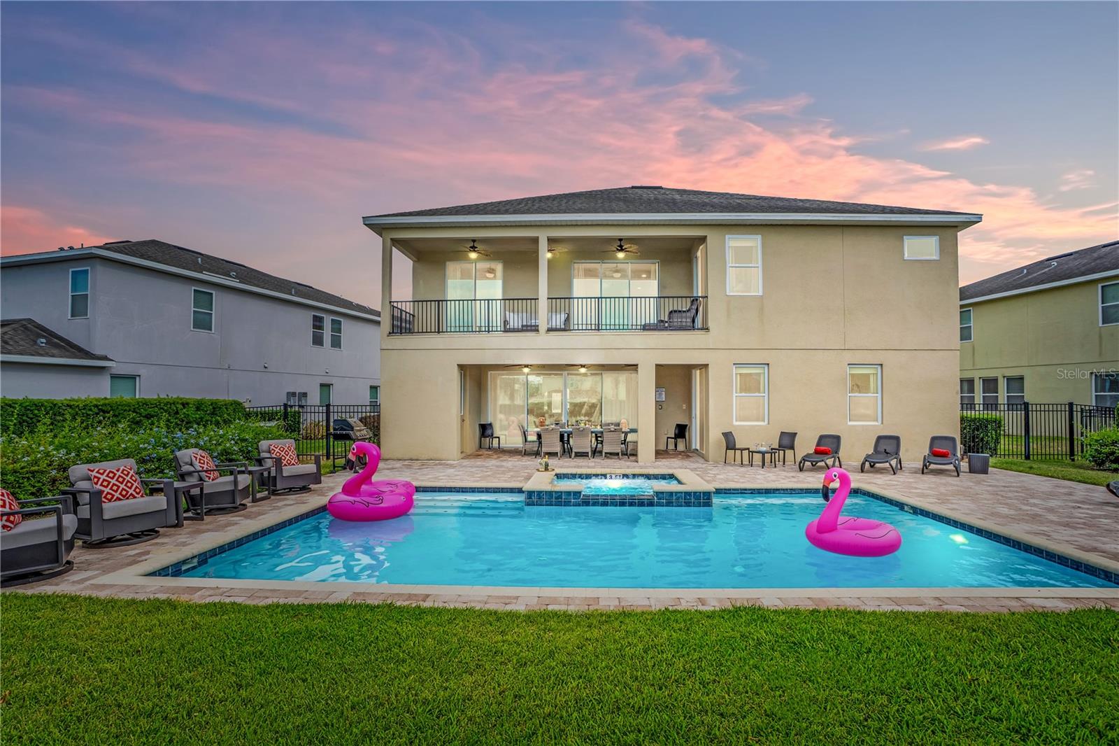 Image 6 of 82 For 7734 Graben Street