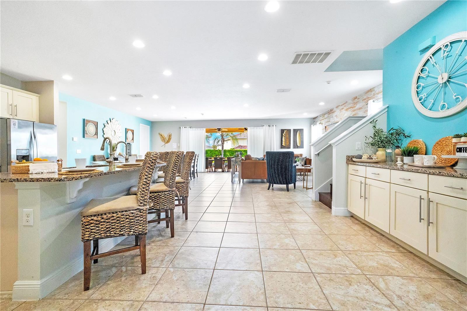 Image 9 of 82 For 7734 Graben Street