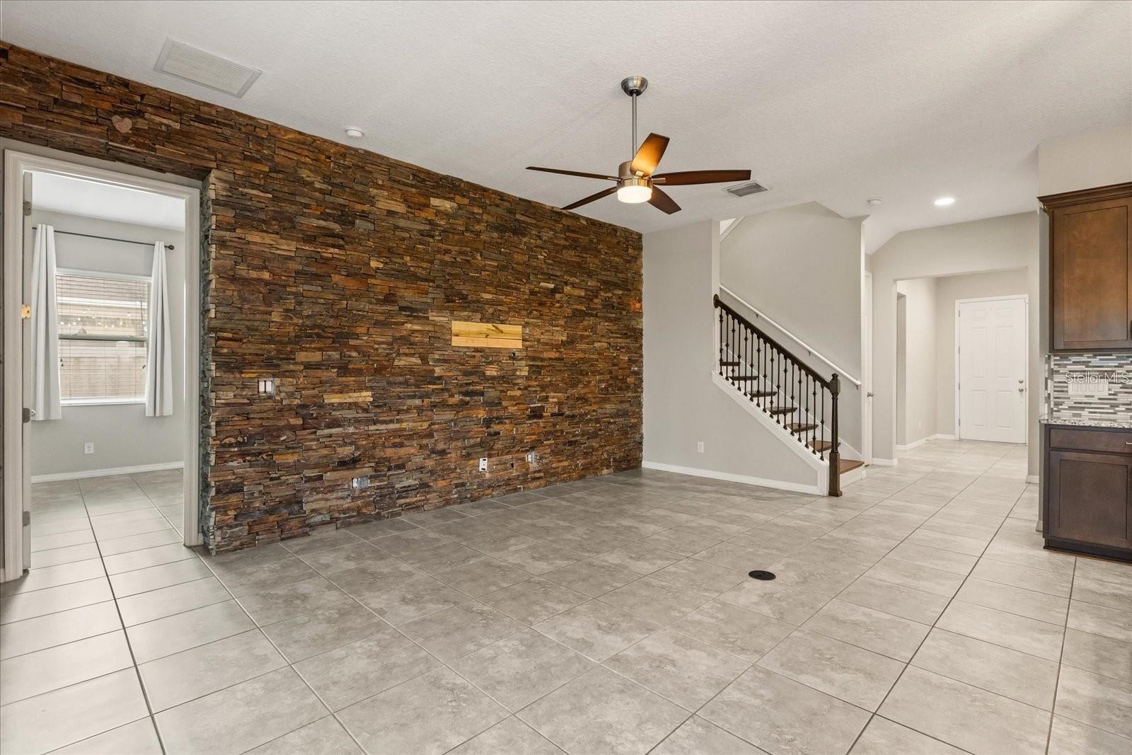 Image 2 of 24 For 1046 Grand Hilltop Drive