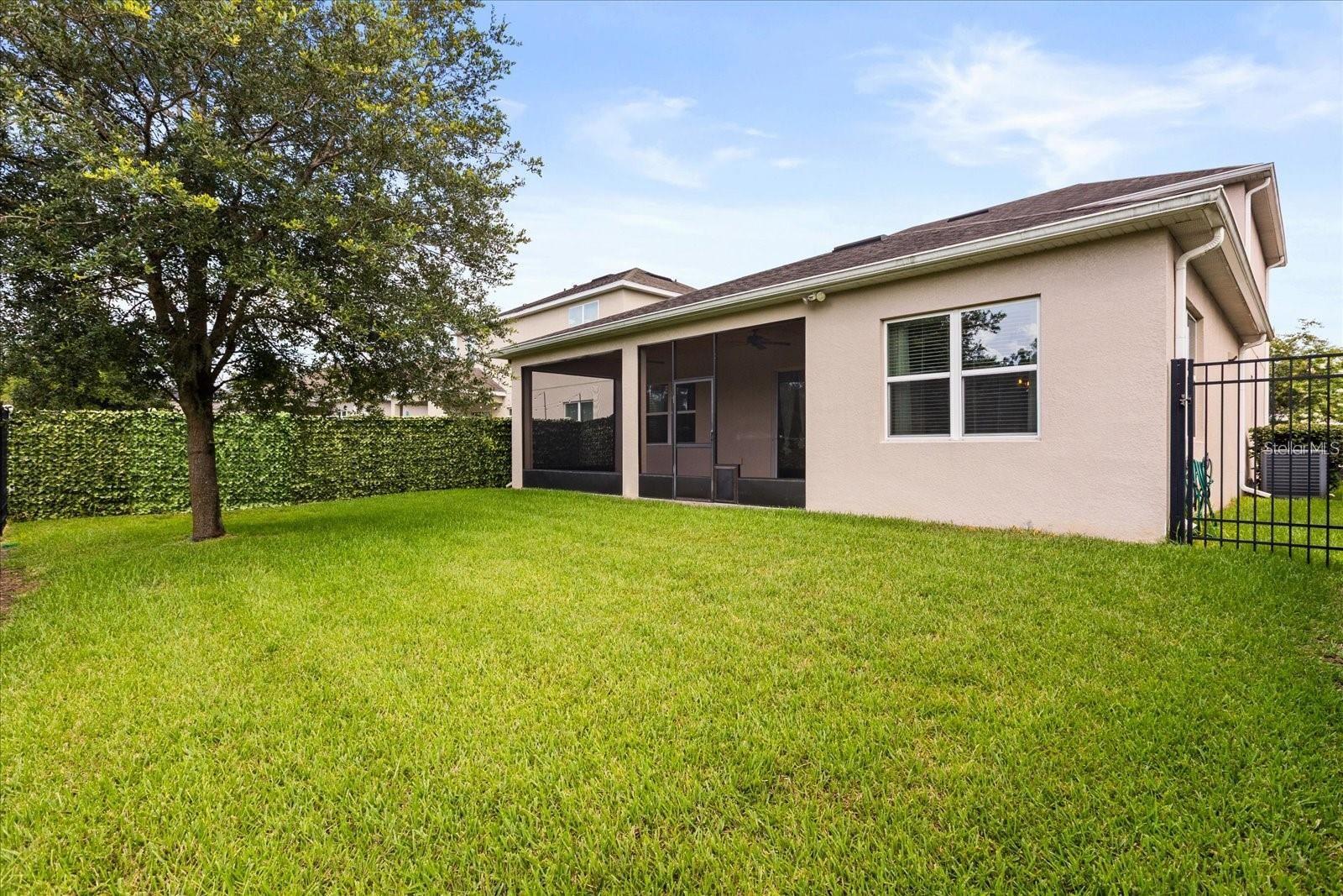 Image 22 of 24 For 1046 Grand Hilltop Drive