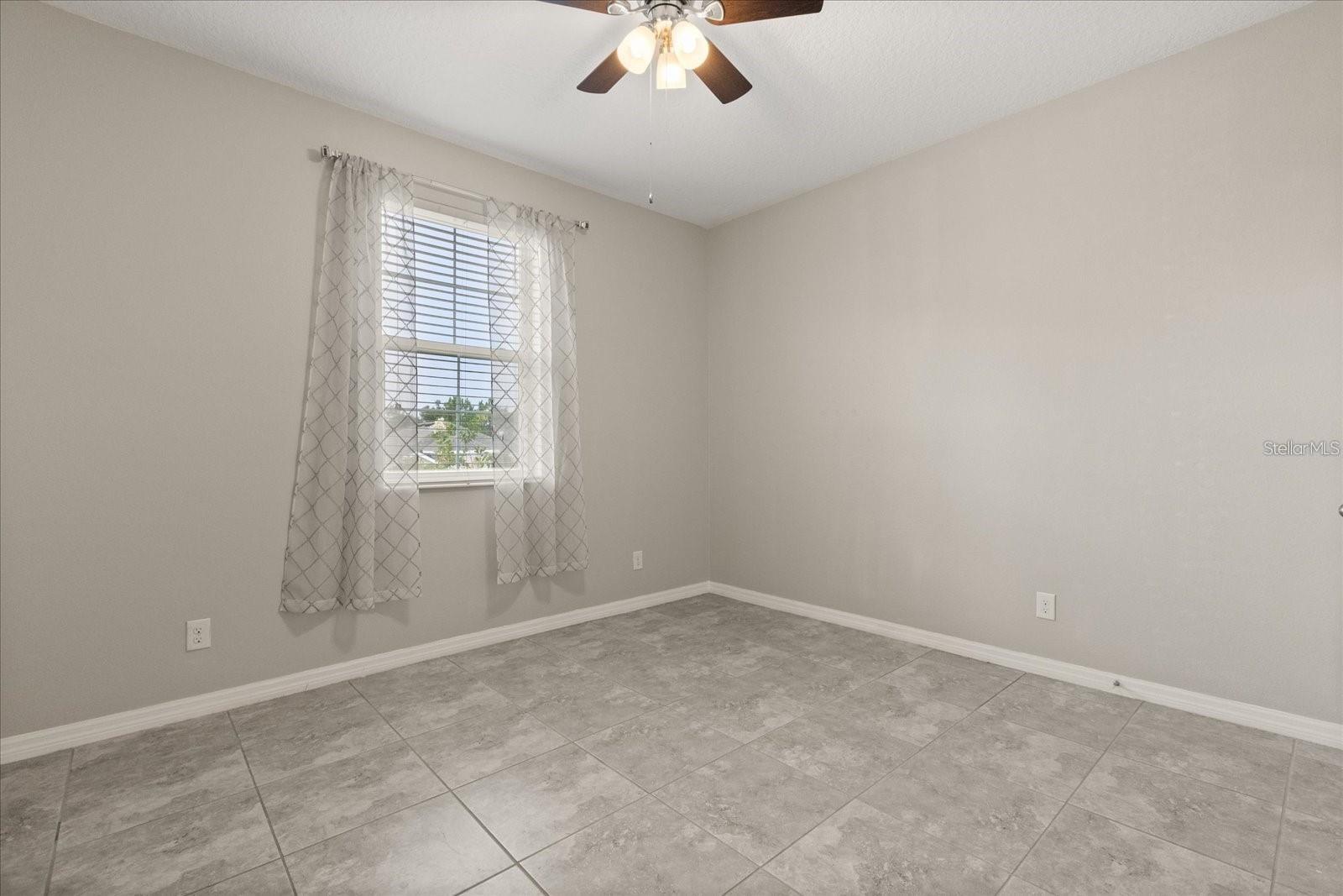 Image 8 of 24 For 1046 Grand Hilltop Drive