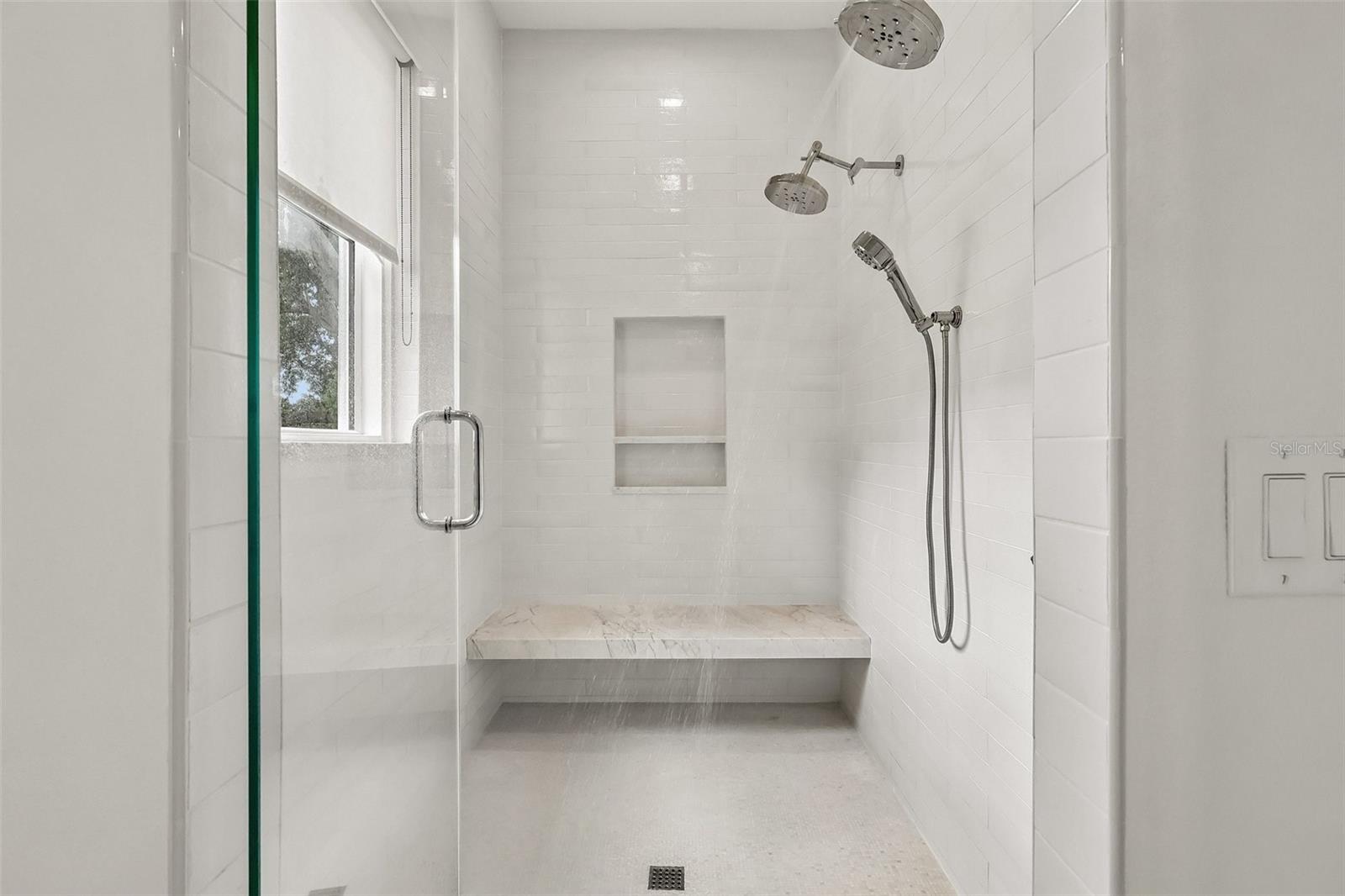 Image 49 of 92 For 6120 Greatwater Dr