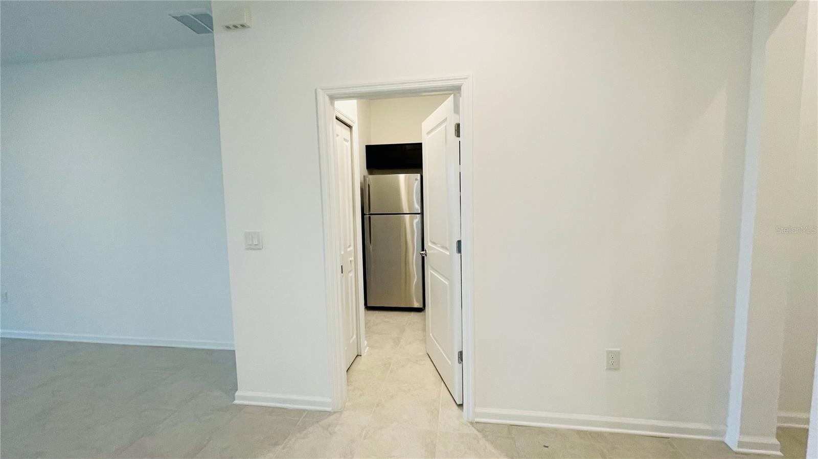 Image 21 of 39 For 905 Citrus Reserve Boulevard