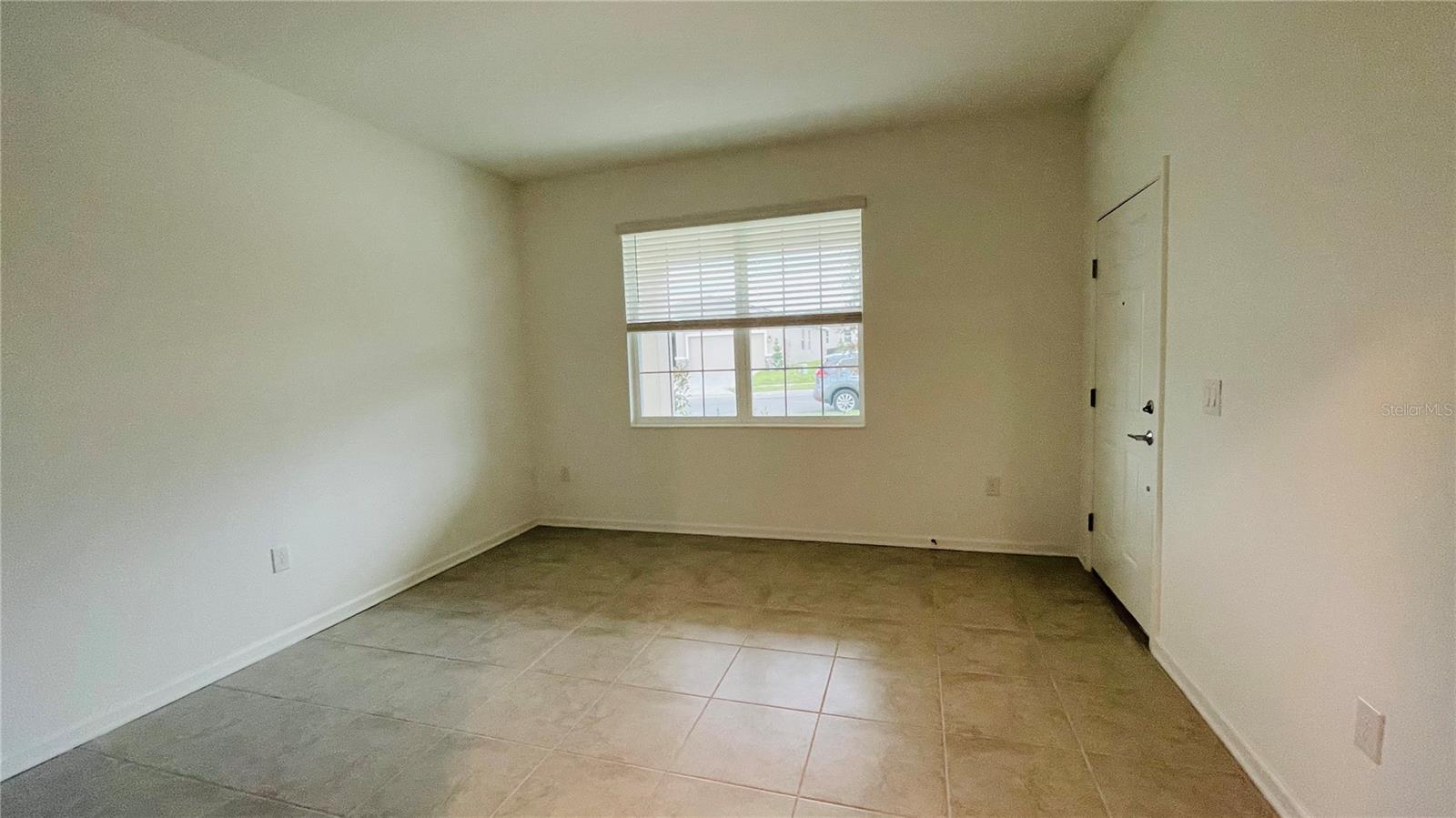 Image 26 of 39 For 905 Citrus Reserve Boulevard