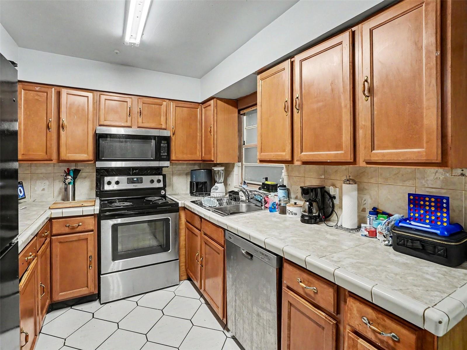 Image 12 of 32 For 151 Tulpan Drive