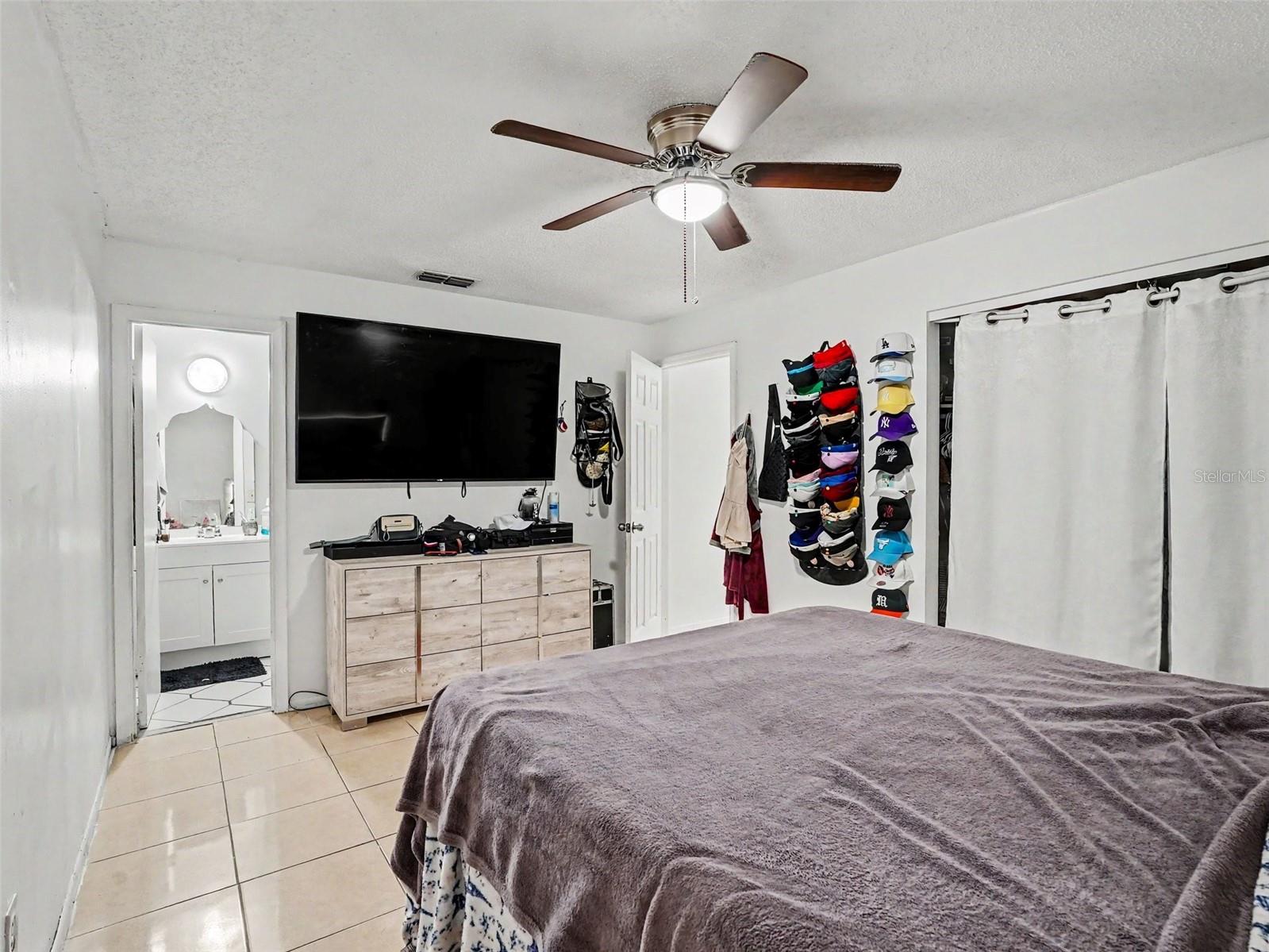 Image 14 of 32 For 151 Tulpan Drive