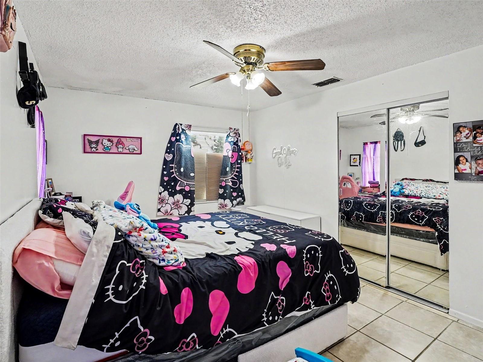 Image 18 of 32 For 151 Tulpan Drive