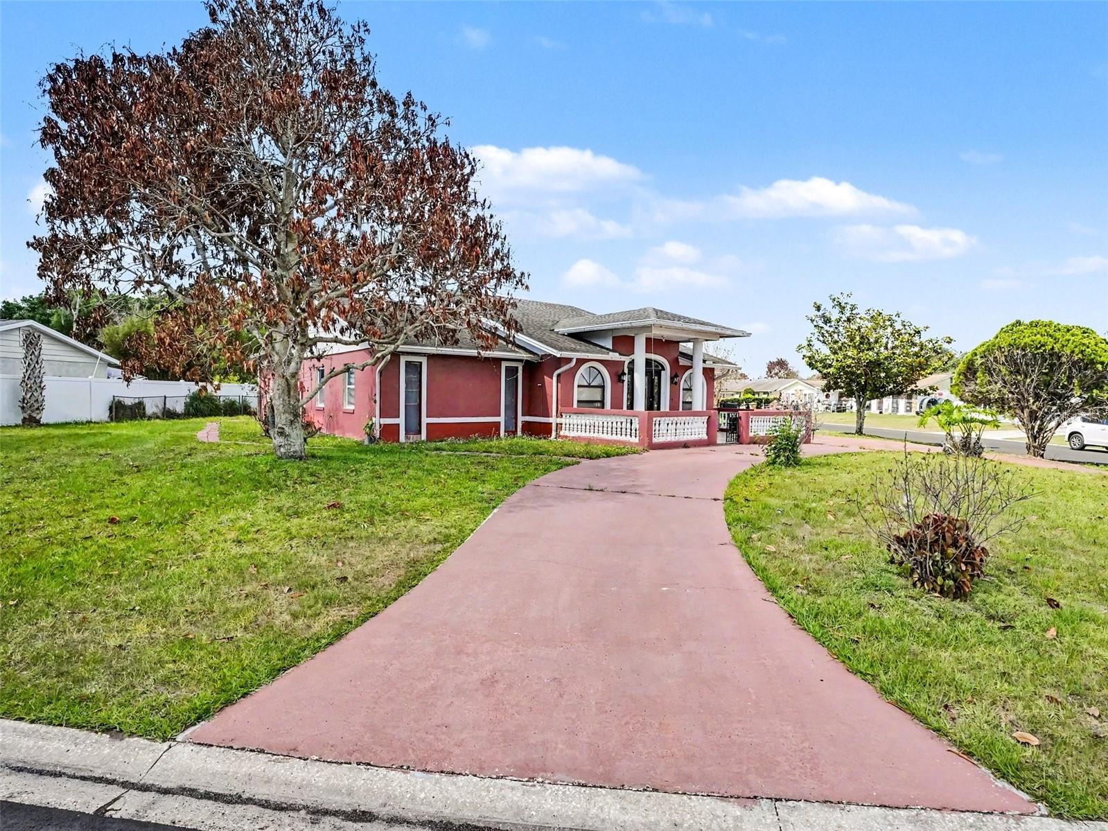 Image 3 of 32 For 151 Tulpan Drive