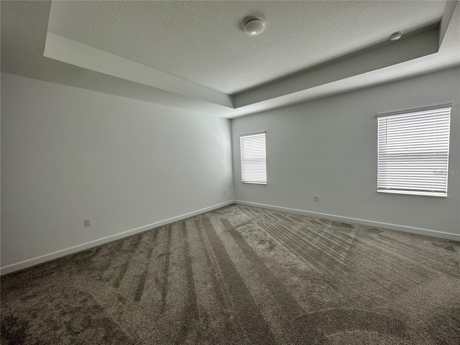 Image 10 of 18 For 2979 Addison Boulevard