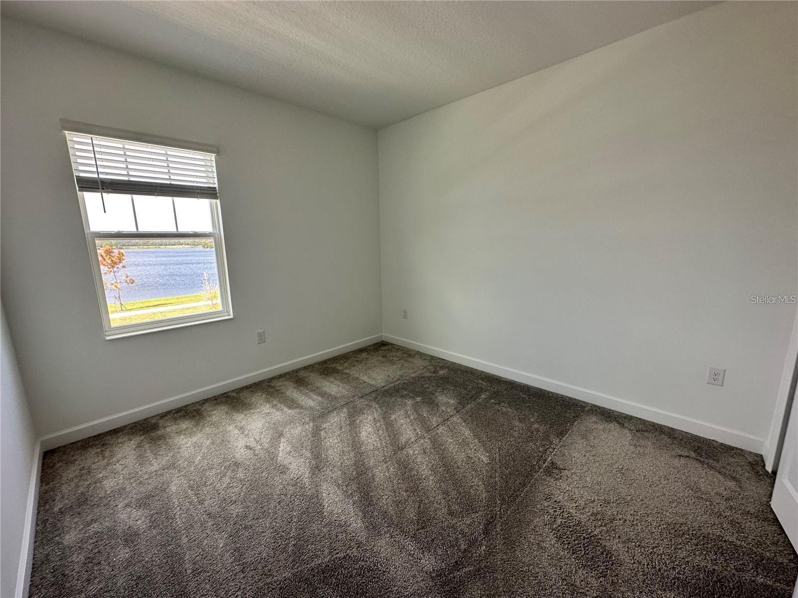 Image 13 of 18 For 2979 Addison Boulevard