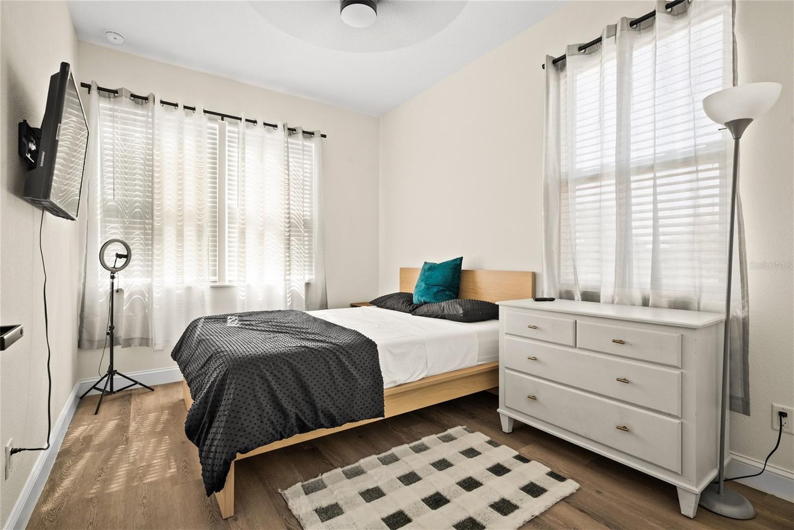 Image 15 of 16 For 3706 52nd Street 1