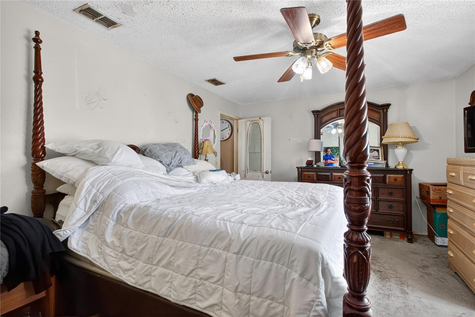 Image 18 of 36 For 203 Woodfield Drive