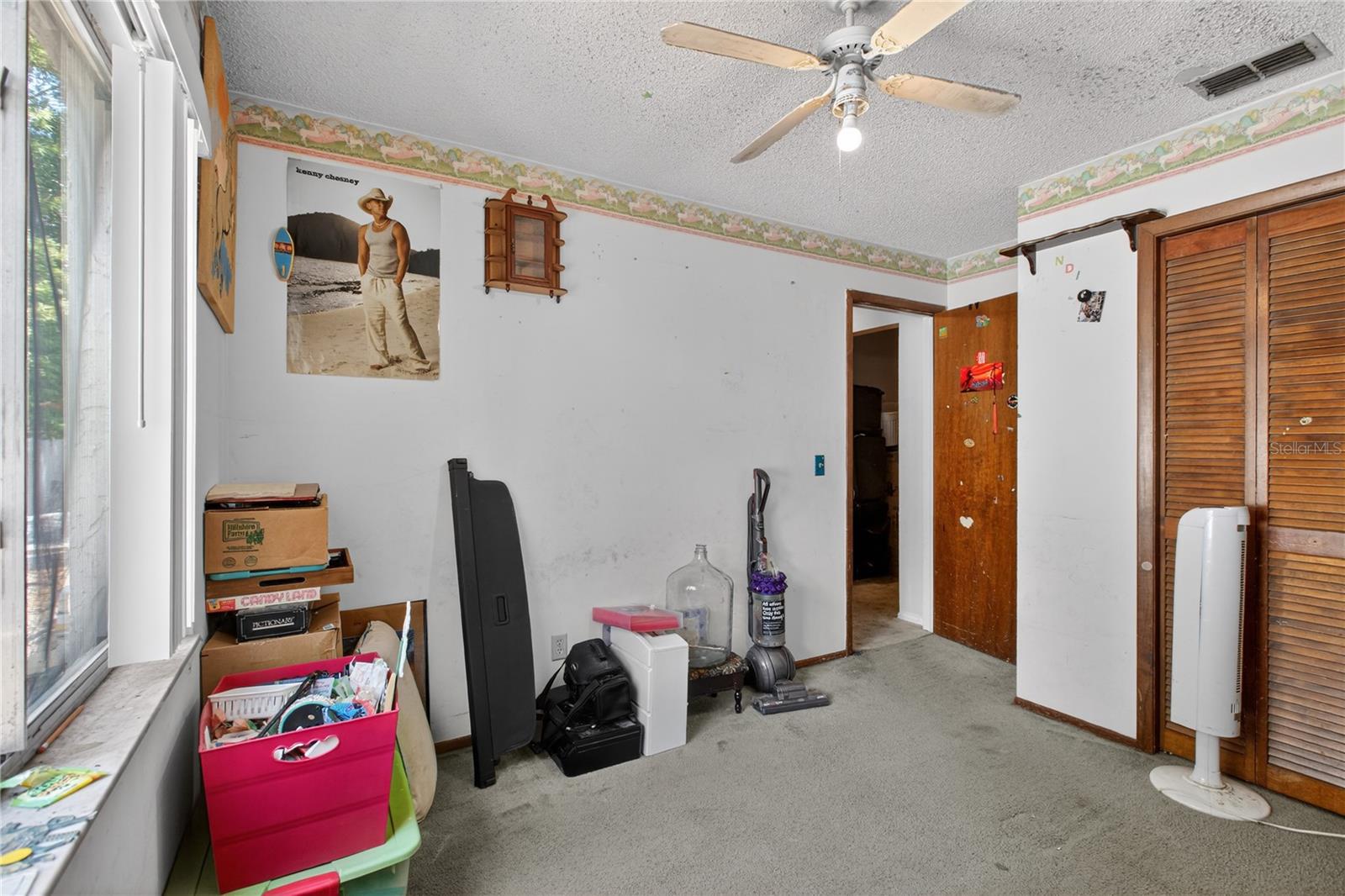 Image 20 of 36 For 203 Woodfield Drive