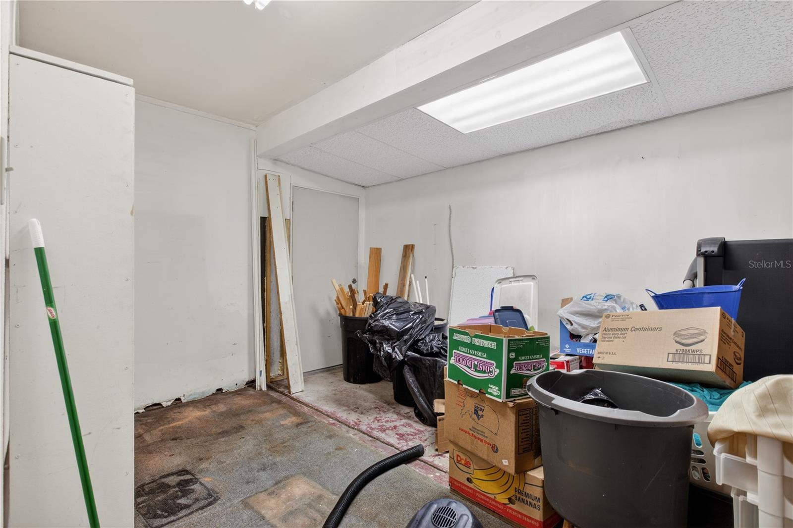 Image 33 of 36 For 203 Woodfield Drive