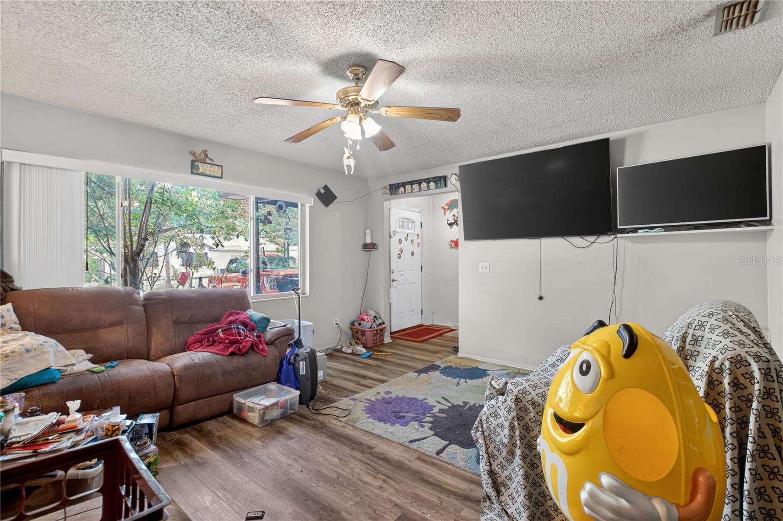 Image 9 of 36 For 203 Woodfield Drive