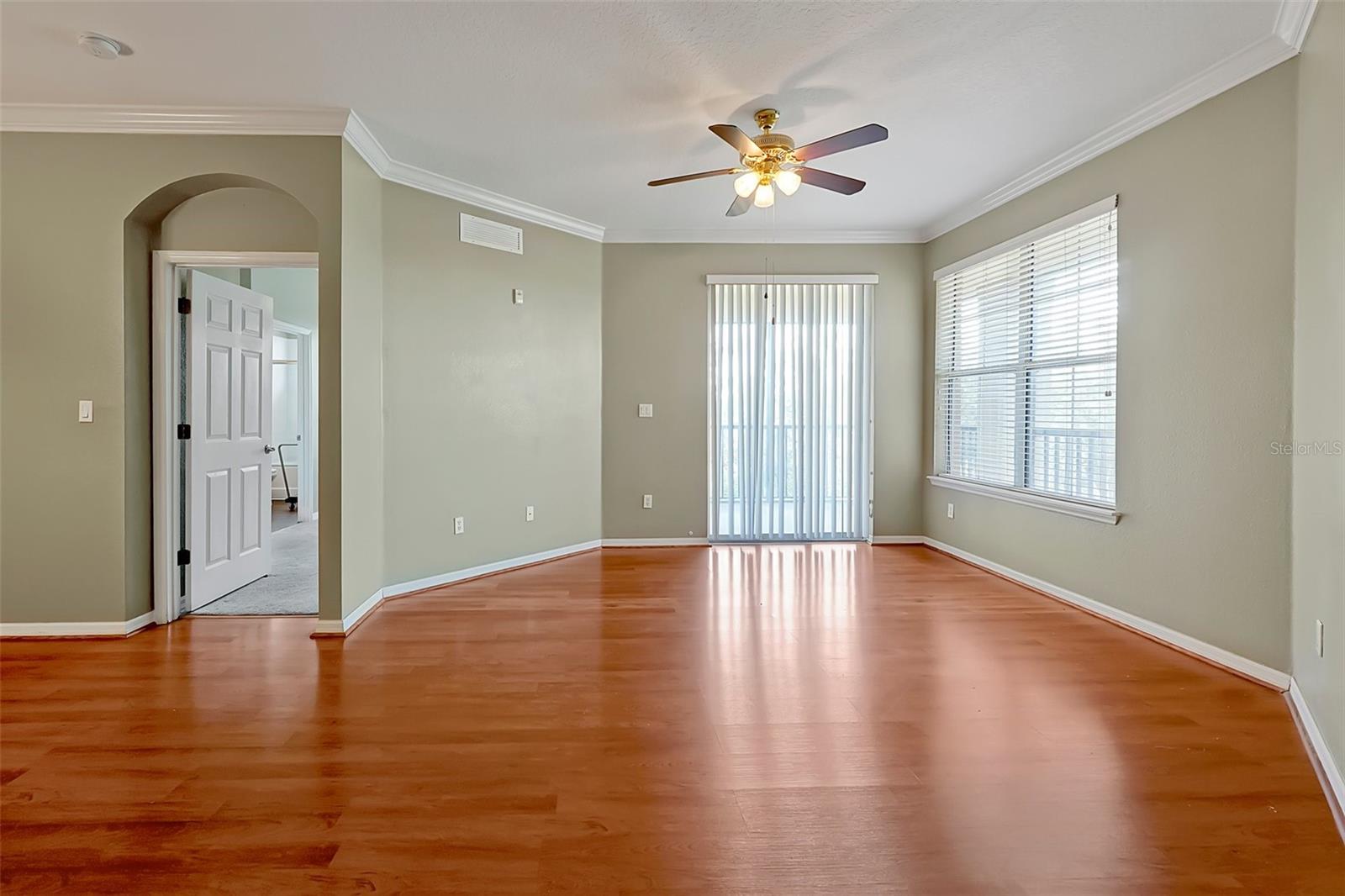 Image 13 of 38 For 11564 Mizzon Drive 930