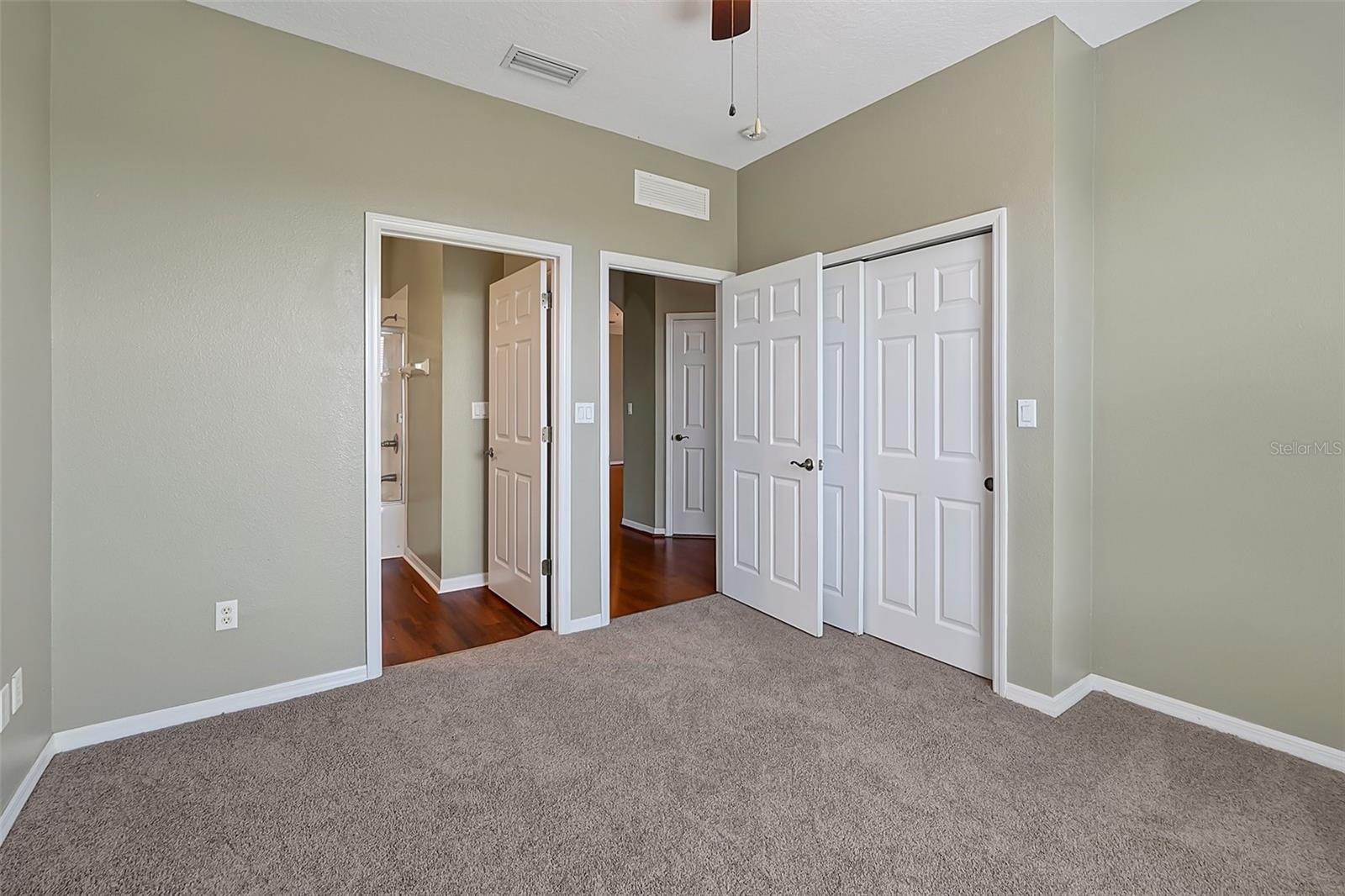 Image 23 of 38 For 11564 Mizzon Drive 930