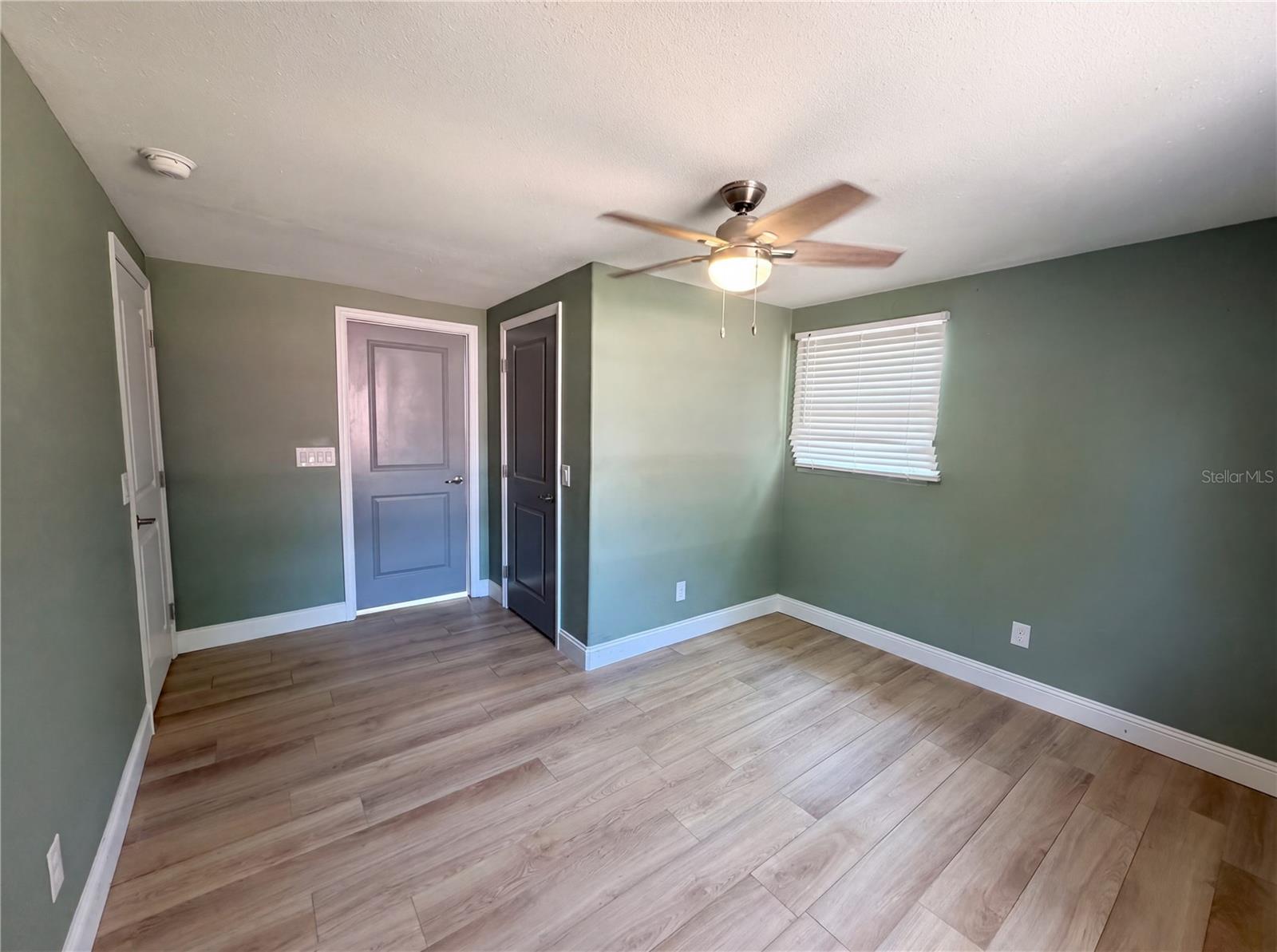 Image 12 of 22 For 2905 Chelsea Street