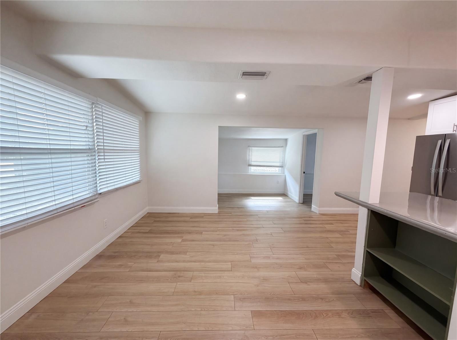 Image 3 of 22 For 2905 Chelsea Street