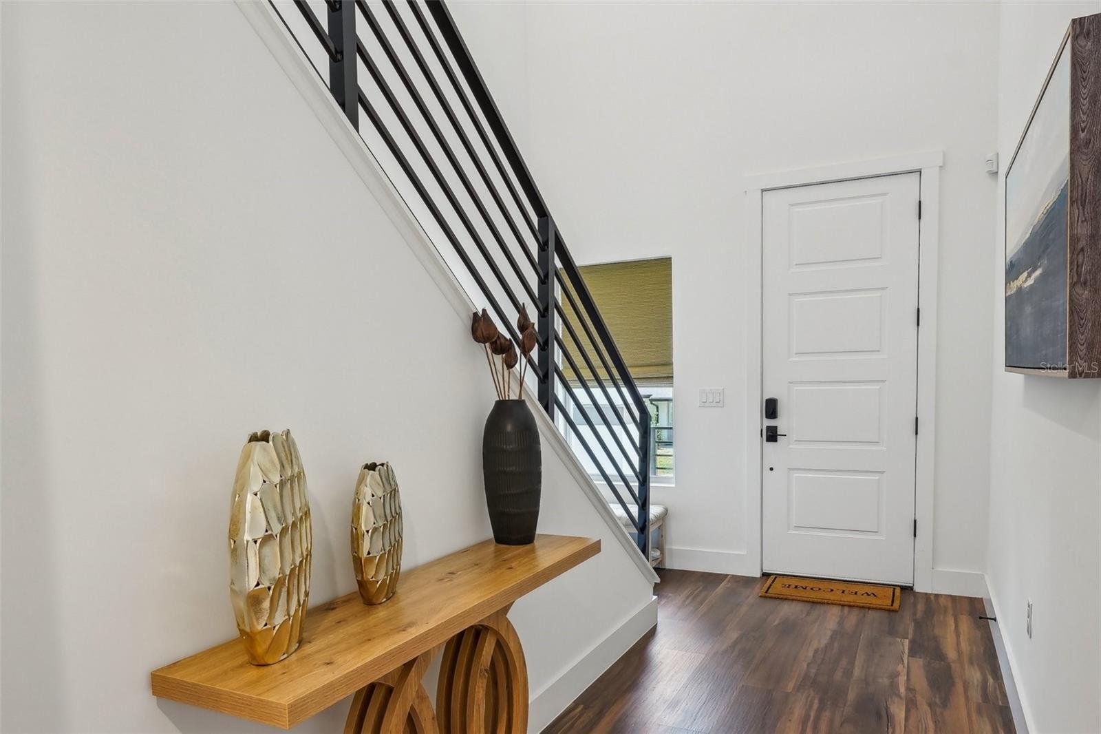 Image 4 of 31 For 7302 Elliott Street