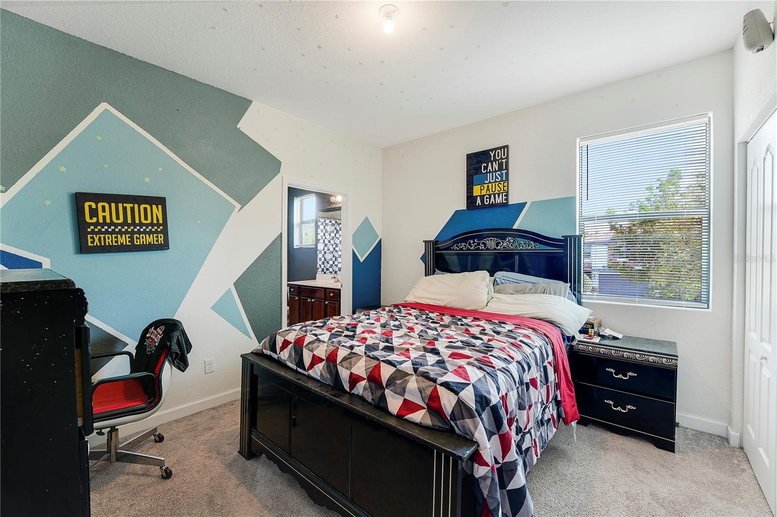 Image 21 of 50 For 12875 Anthorne Lane