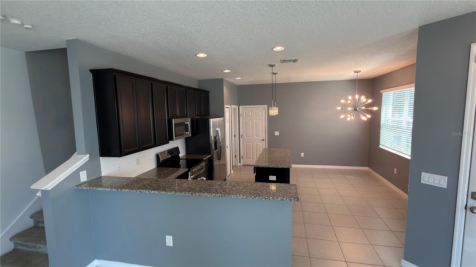 Image 5 of 20 For 2480 Sedge Grass Way