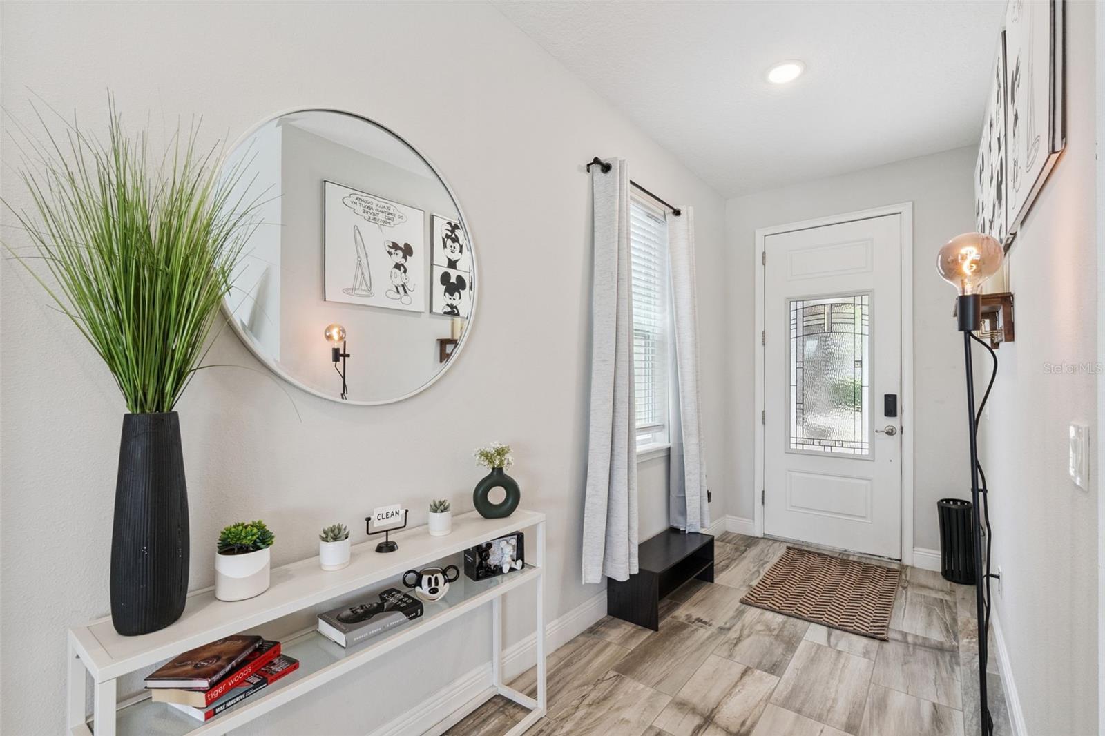 Image 4 of 93 For 424 Southfield Street