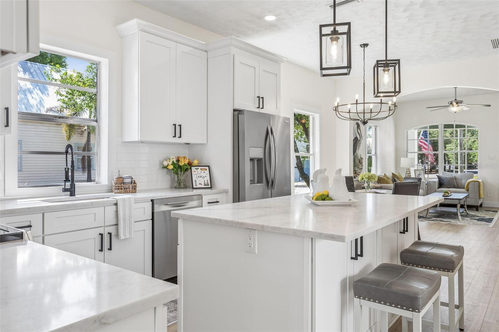 Image 11 of 25 For 2226 10th Avenue