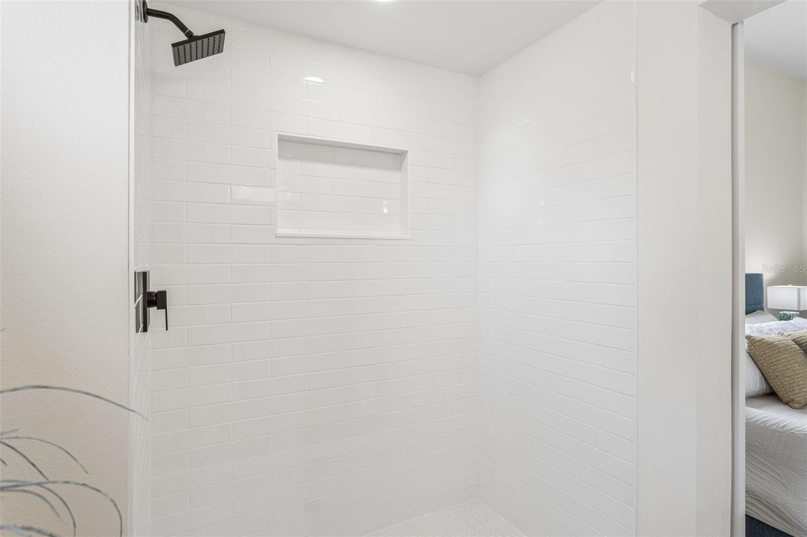 Image 19 of 25 For 2226 10th Avenue