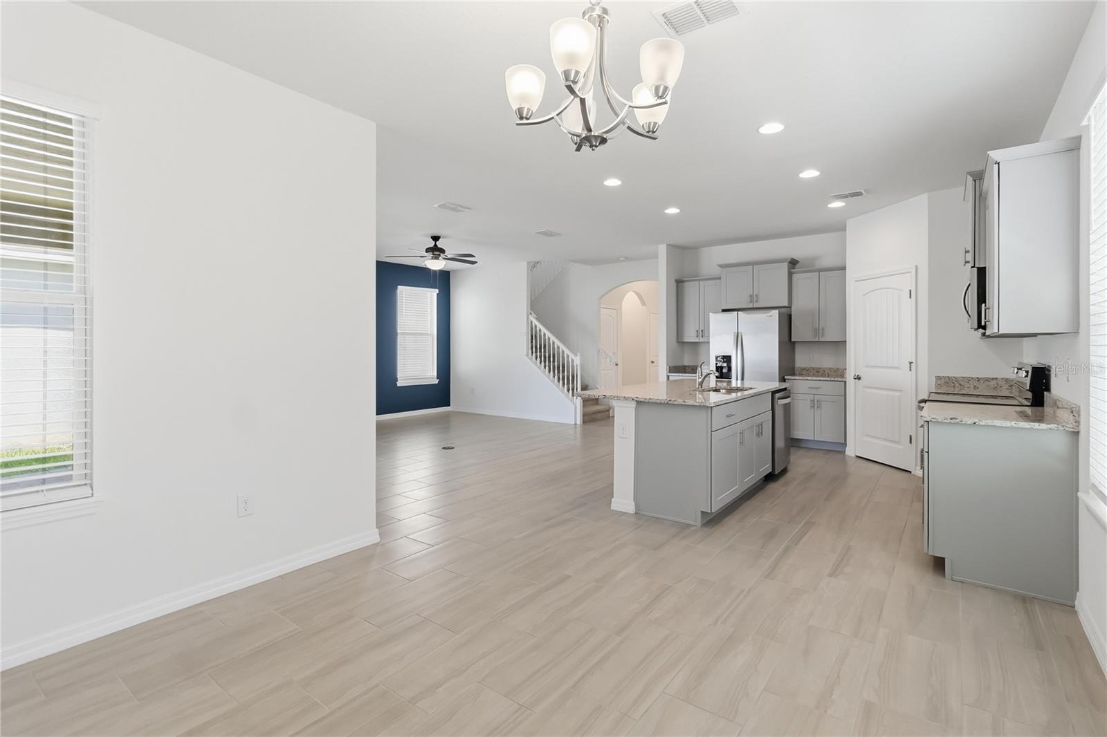 Image 12 of 86 For 16754 Oakboro Street