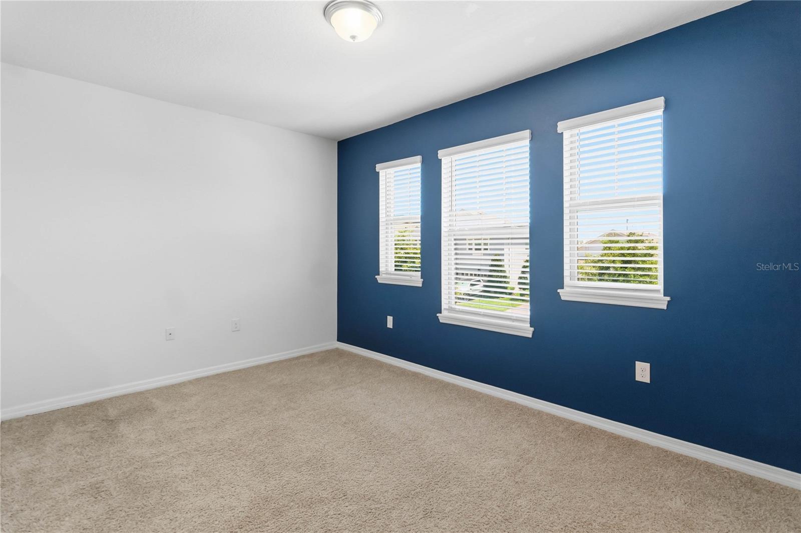 Image 23 of 86 For 16754 Oakboro Street