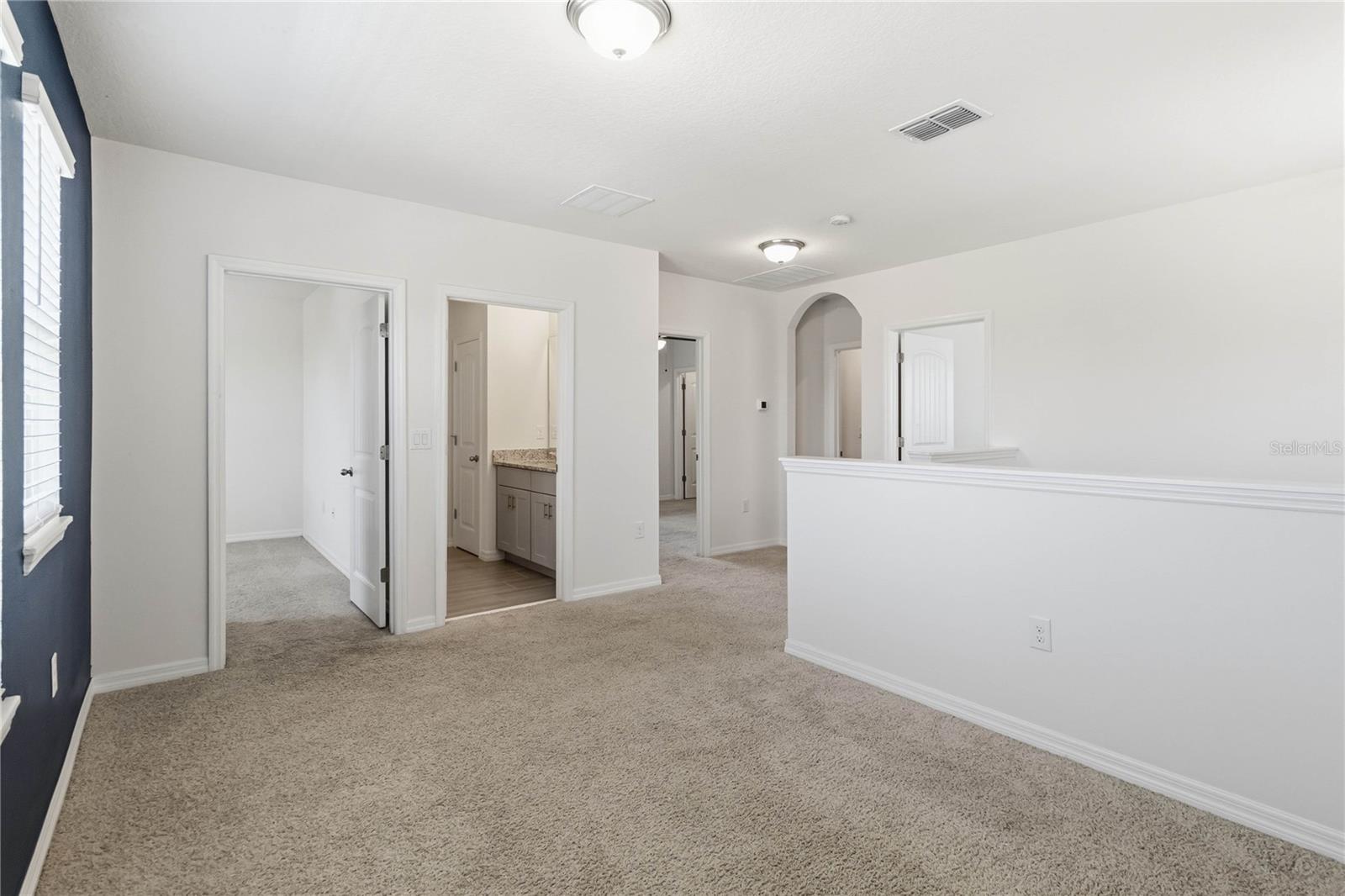 Image 24 of 86 For 16754 Oakboro Street