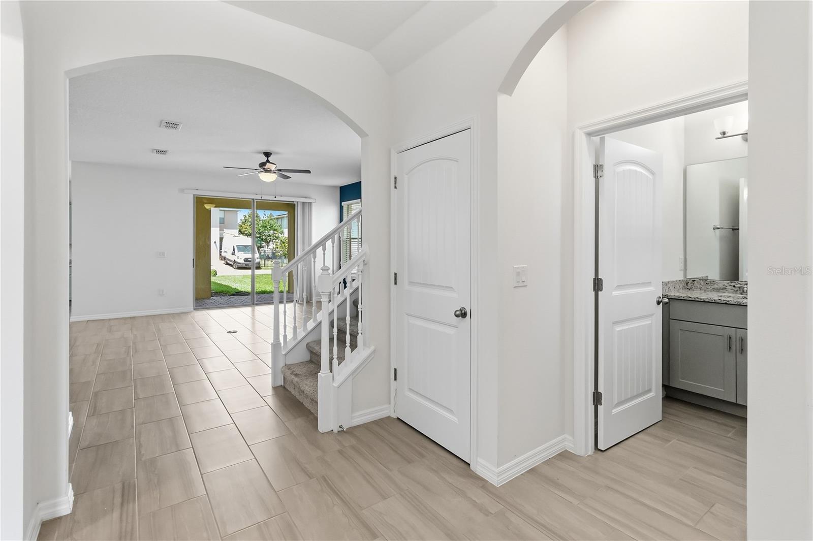 Image 3 of 86 For 16754 Oakboro Street