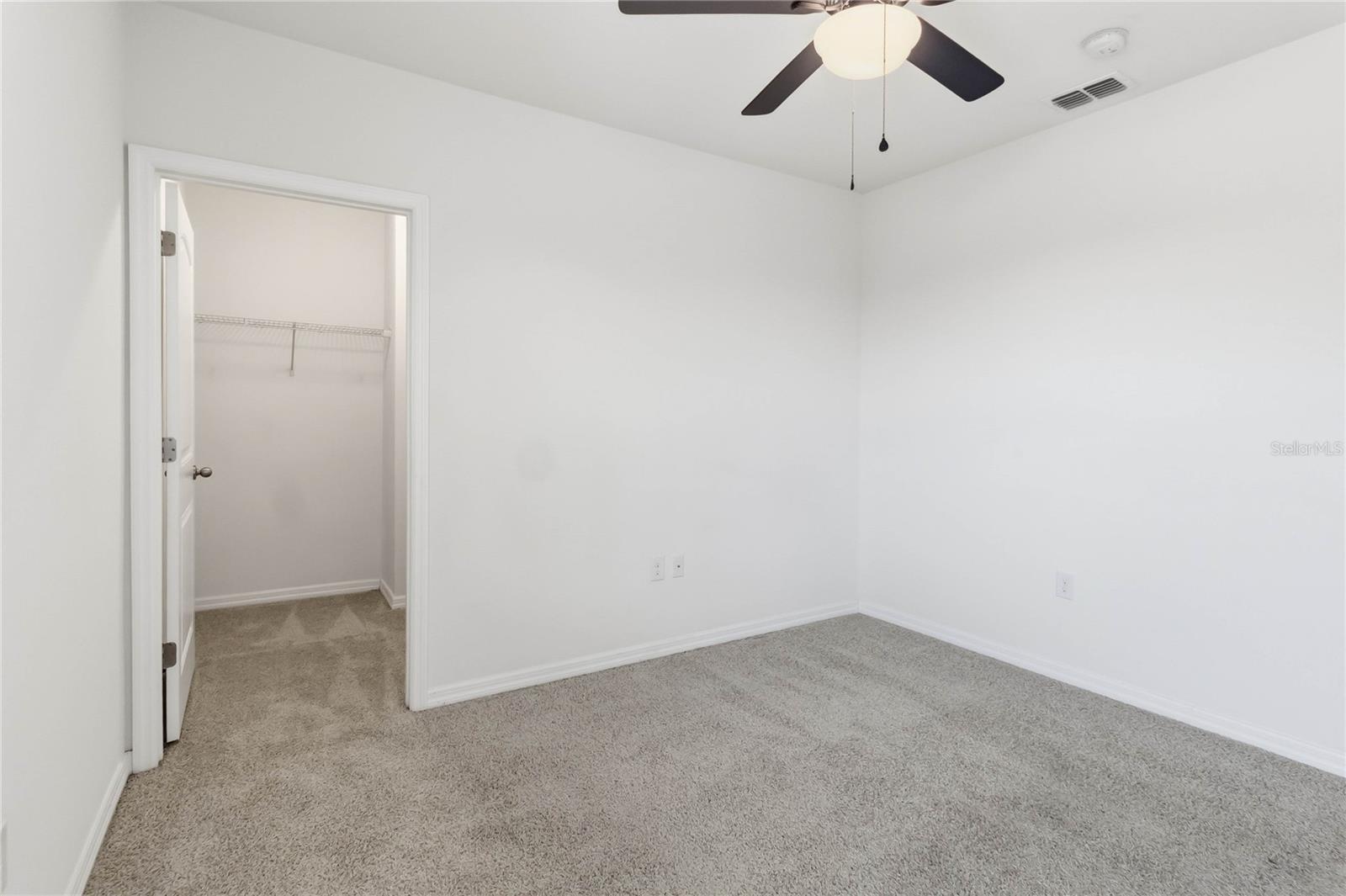 Image 32 of 86 For 16754 Oakboro Street
