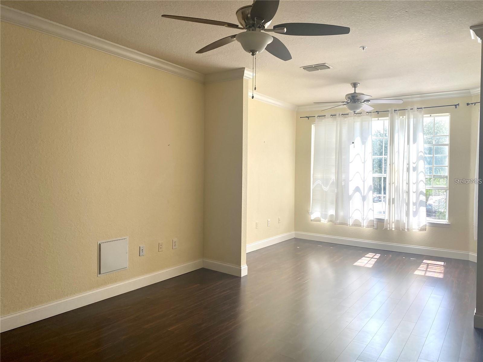 Image 4 of 22 For 3325 Kirkman Road 423