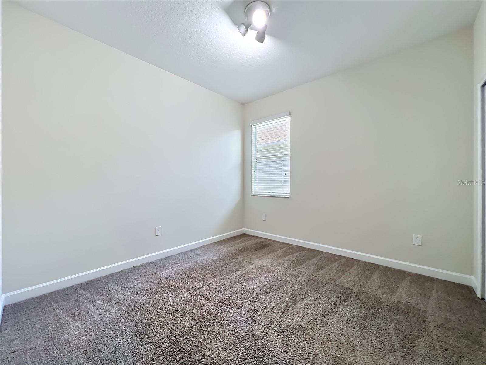 Image 30 of 73 For 10066 Lovegrass Lane
