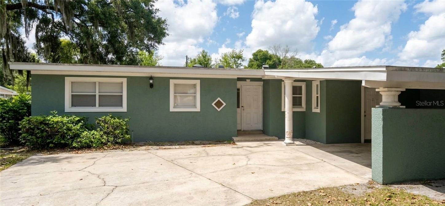 Listing Details for 6102 Oakcrest Circle, ORLANDO, FL 32808