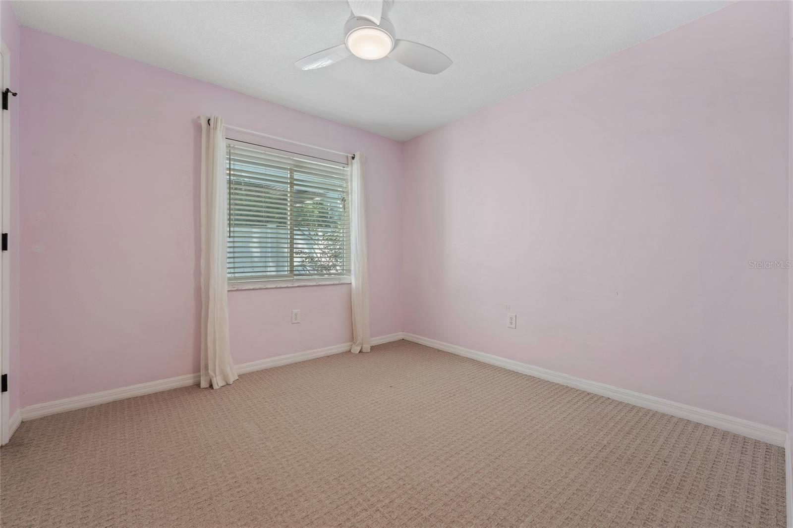 Image 18 of 31 For 601 Harvard Street