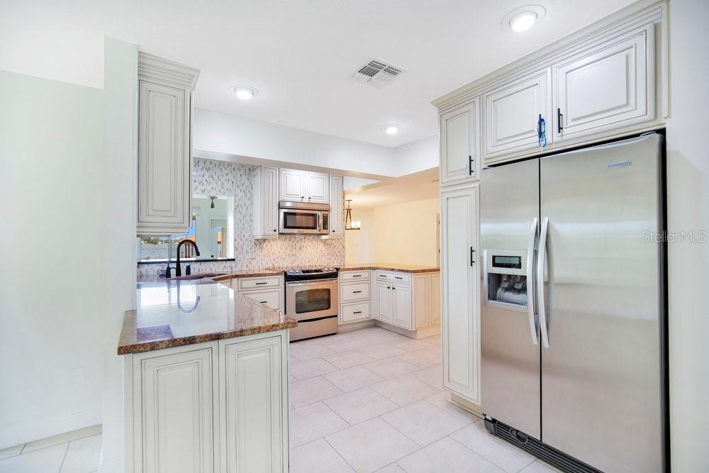 Image 9 of 46 For 3108 Troy Drive