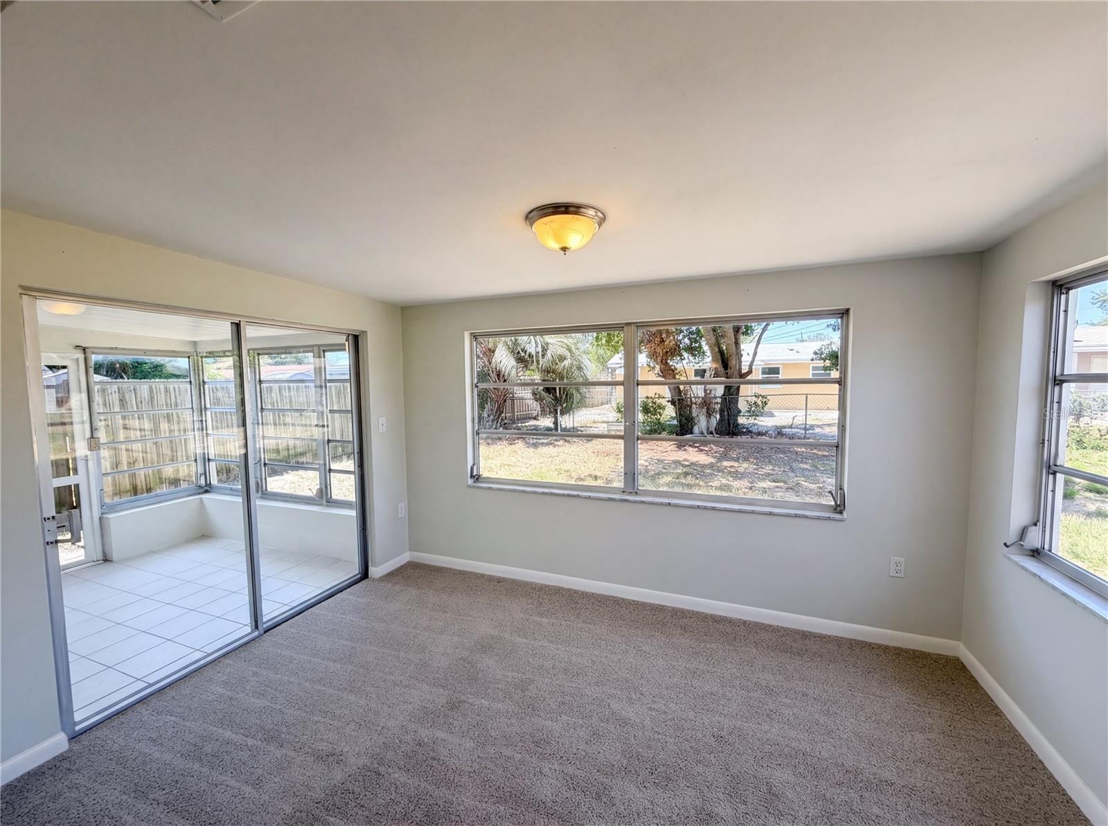 Image 18 of 26 For 3523 Berkshire Street