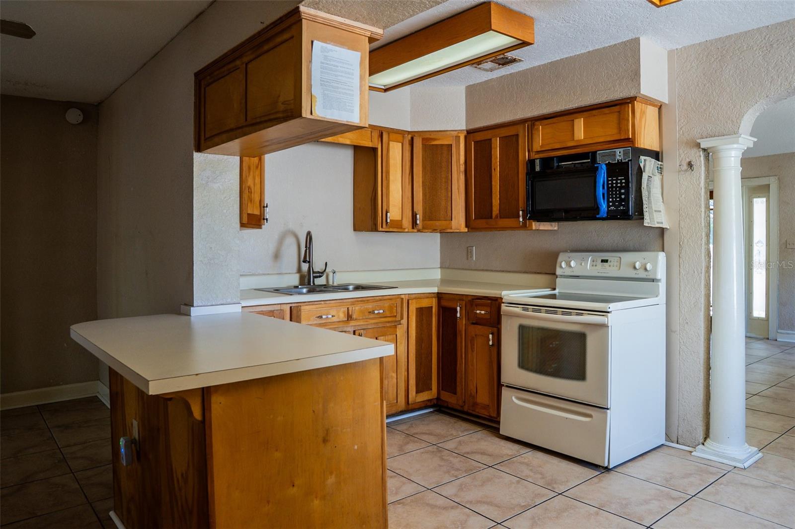 Image 13 of 43 For 721 Seminole Avenue
