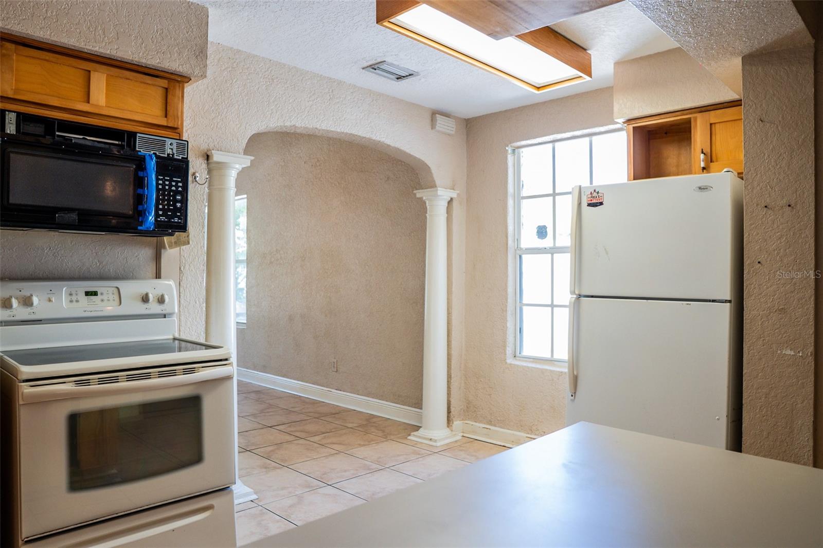 Image 14 of 43 For 721 Seminole Avenue