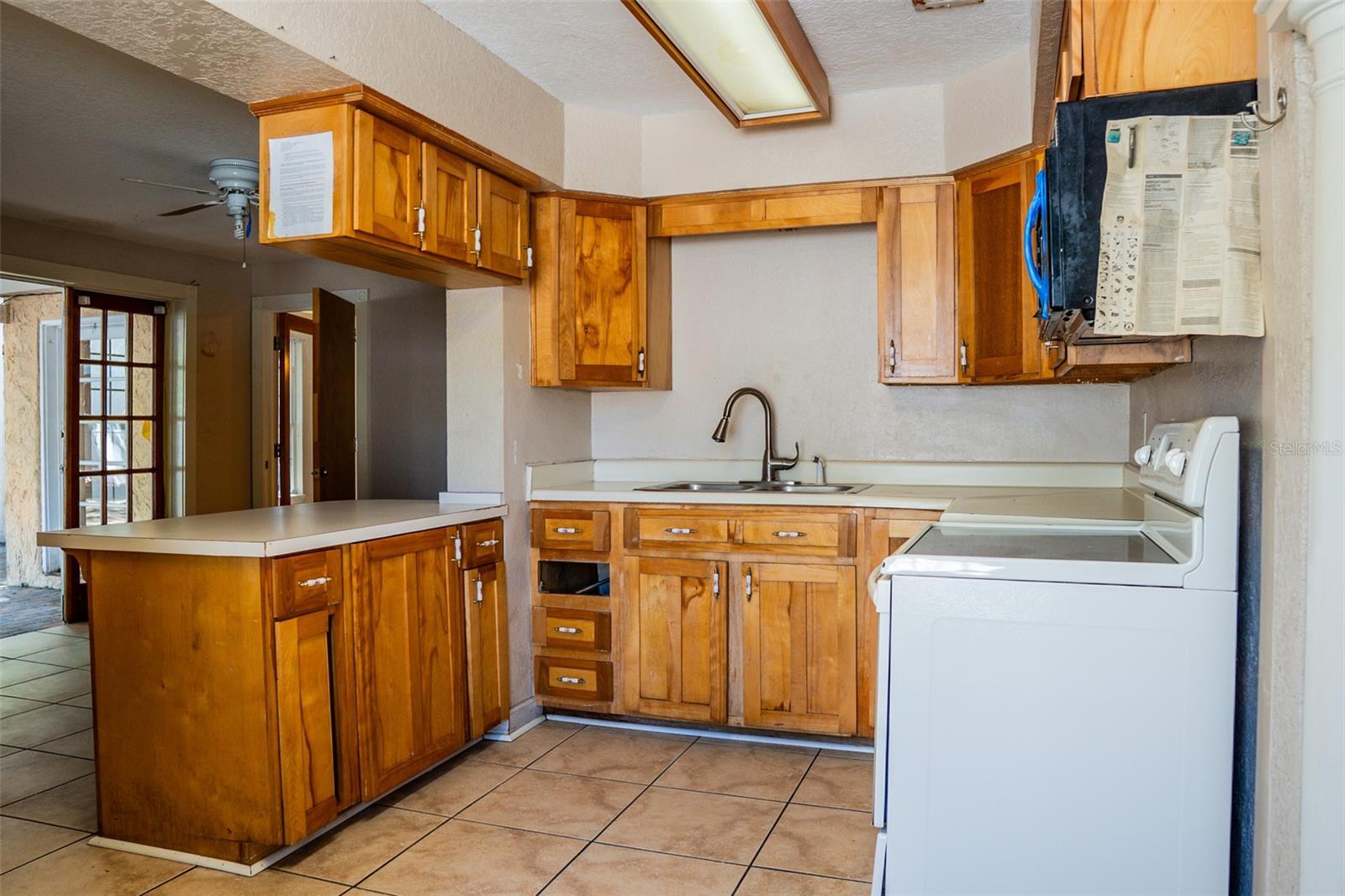 Image 15 of 43 For 721 Seminole Avenue