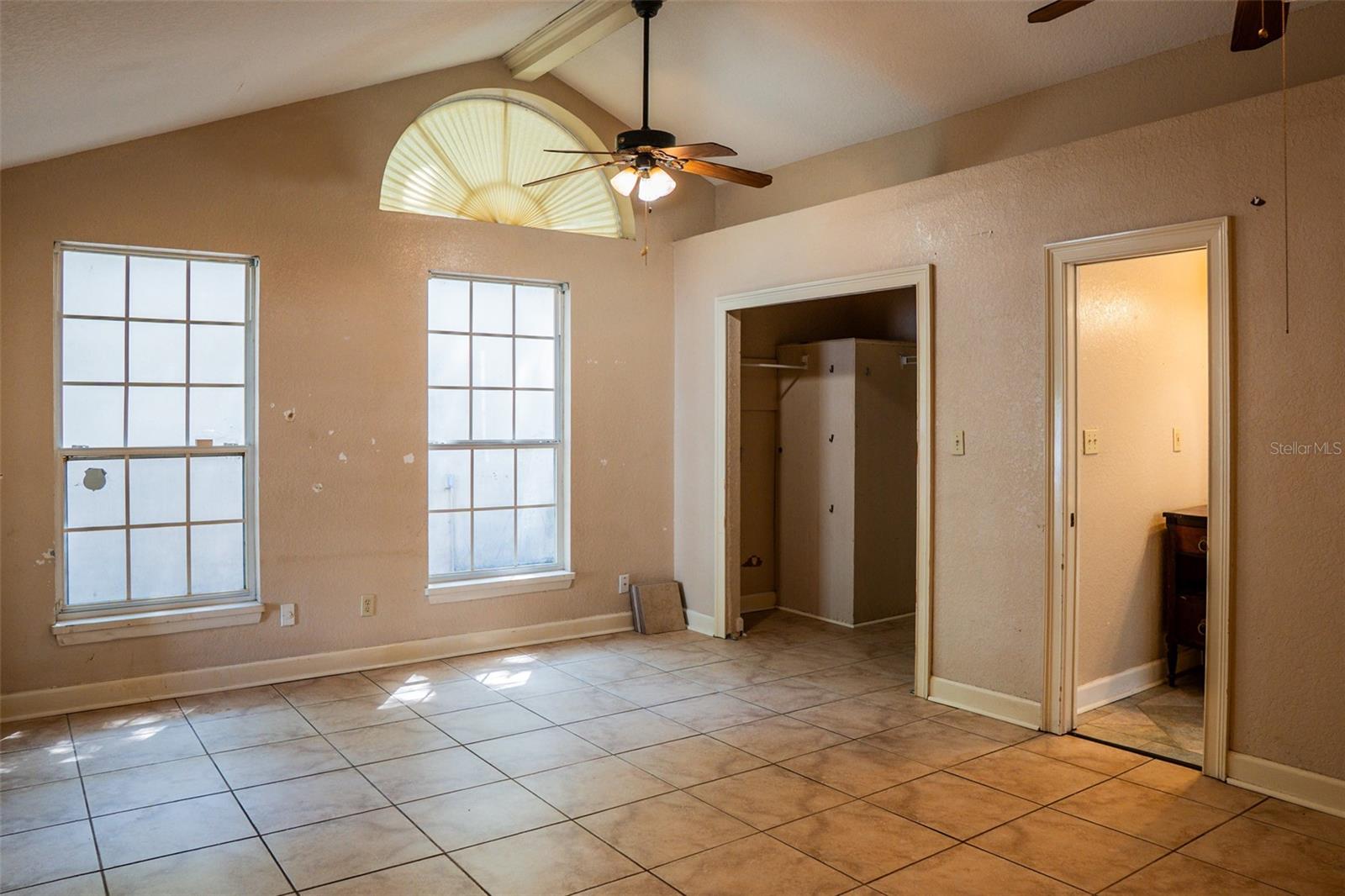 Image 19 of 43 For 721 Seminole Avenue
