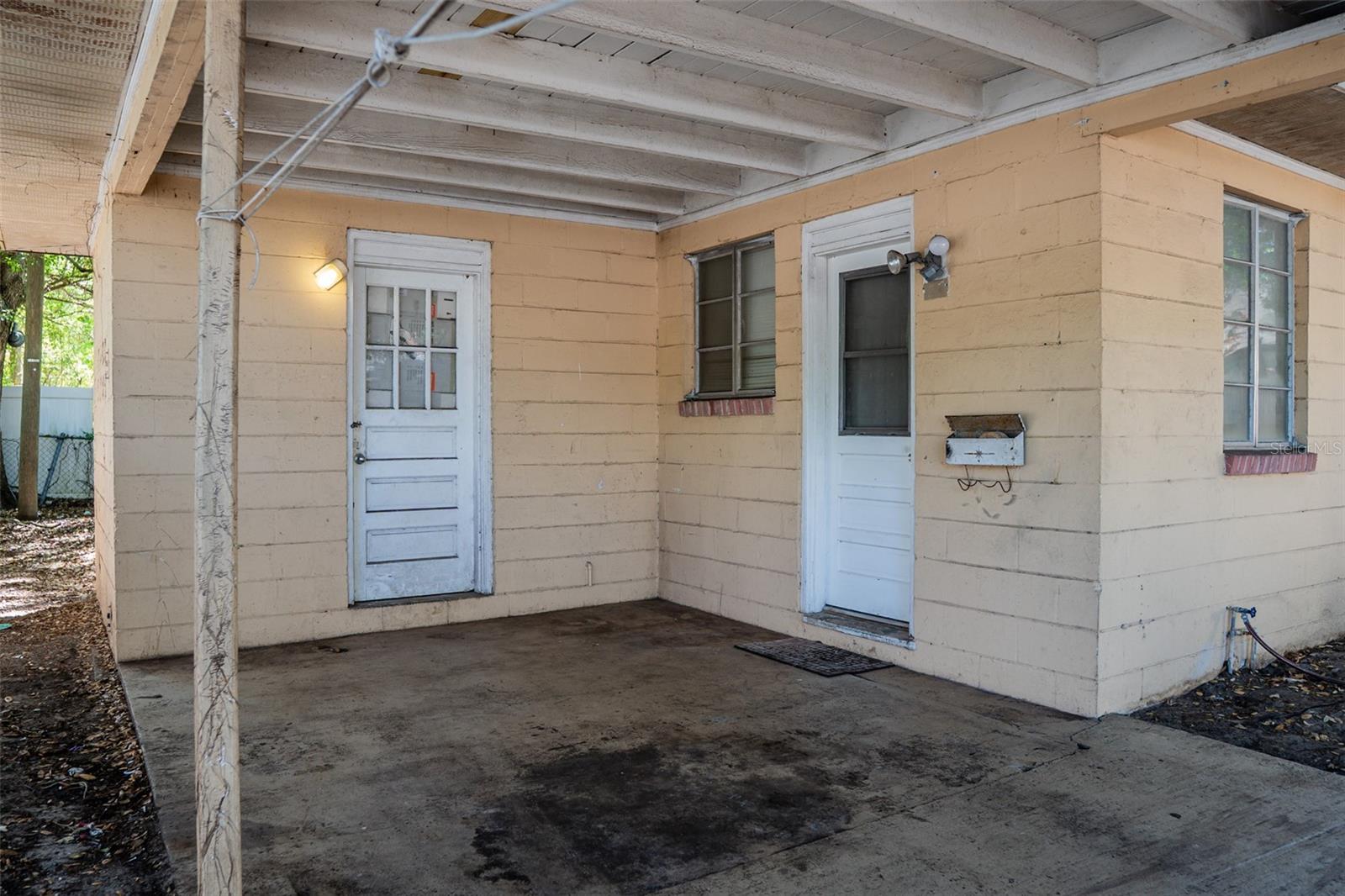 Image 32 of 43 For 721 Seminole Avenue